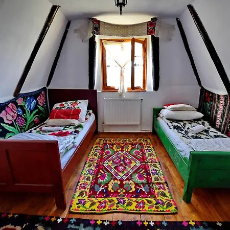 Complex Traditional Casa Din Vale Breb Zimmer foto